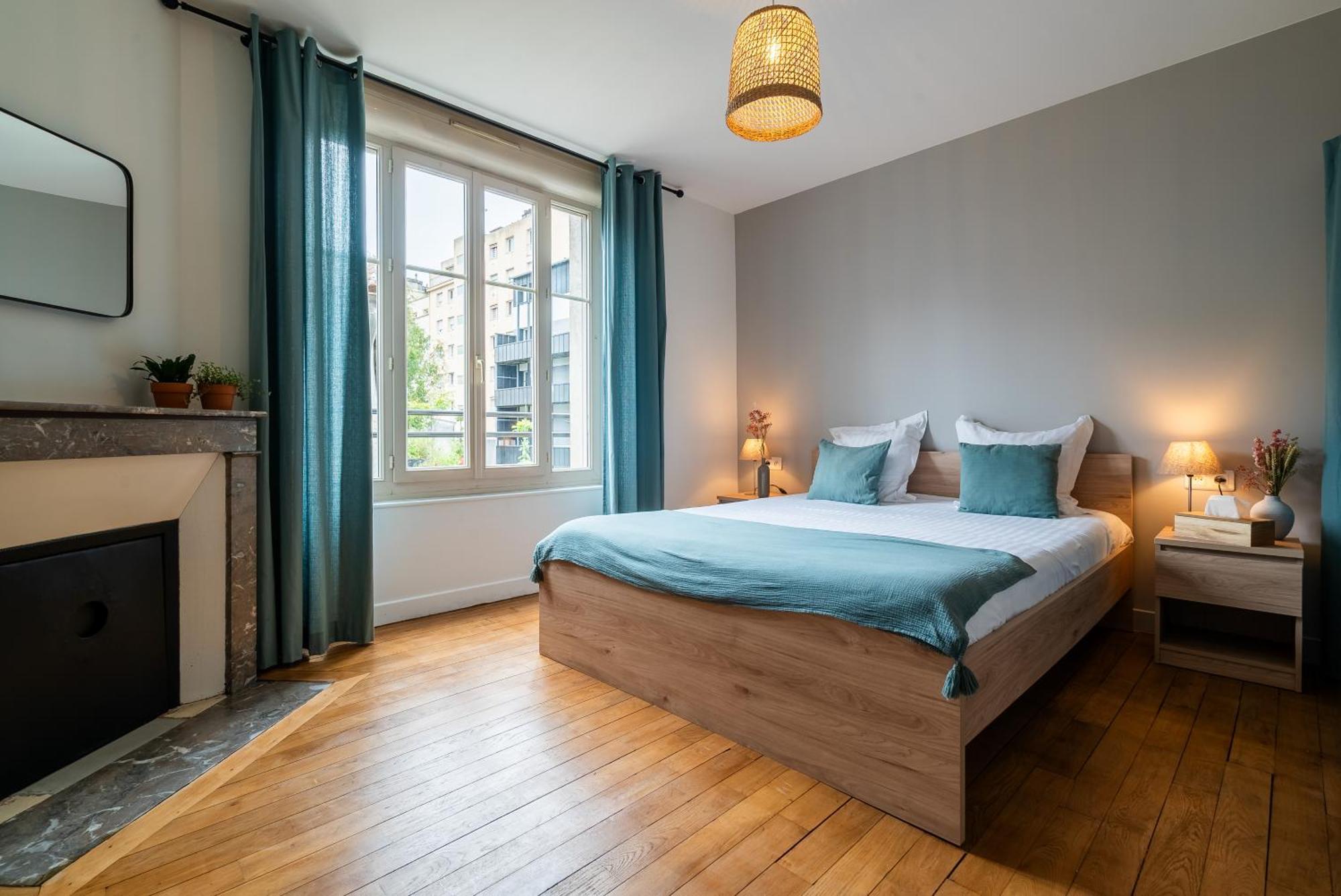 Mon Appart'Hotel - Gare De Limoges - Appartement Familial - Parking En Supp Kültér fotó
