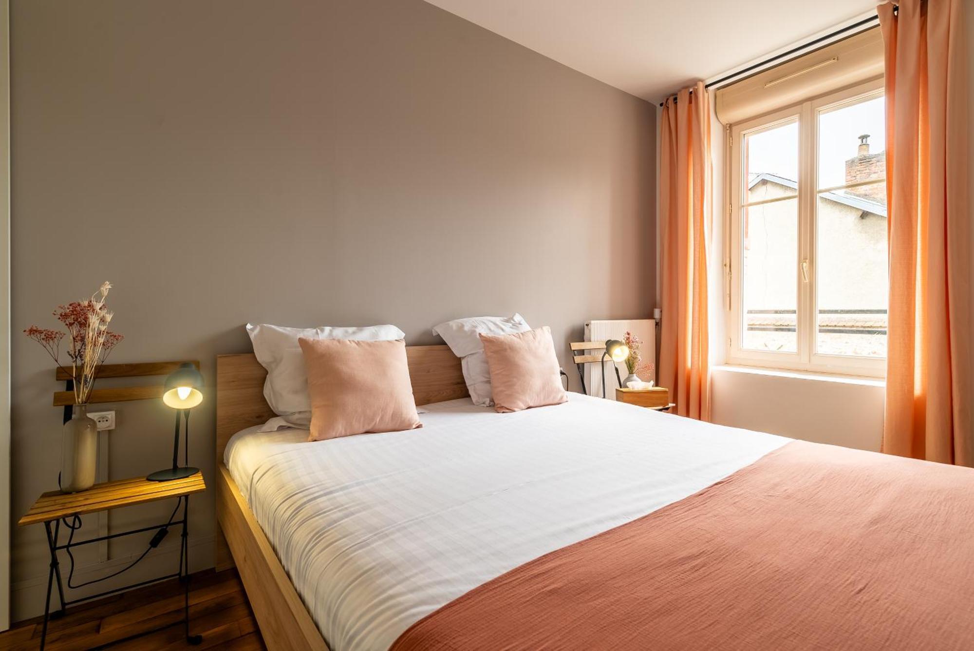 Mon Appart'Hotel - Gare De Limoges - Appartement Familial - Parking En Supp Kültér fotó