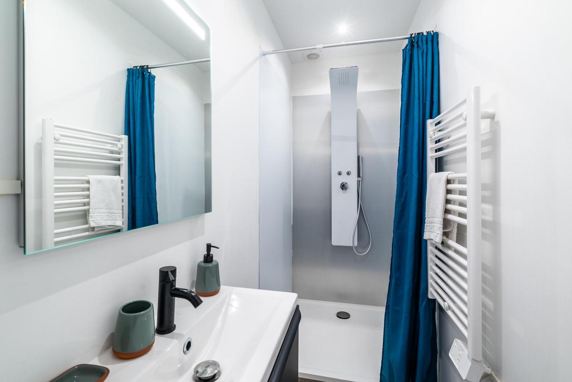 Mon Appart'Hotel - Gare De Limoges - Appartement Familial - Parking En Supp Kültér fotó